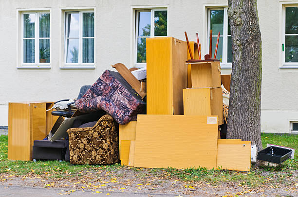 Best Yard Waste Removal  in Seaford, NY